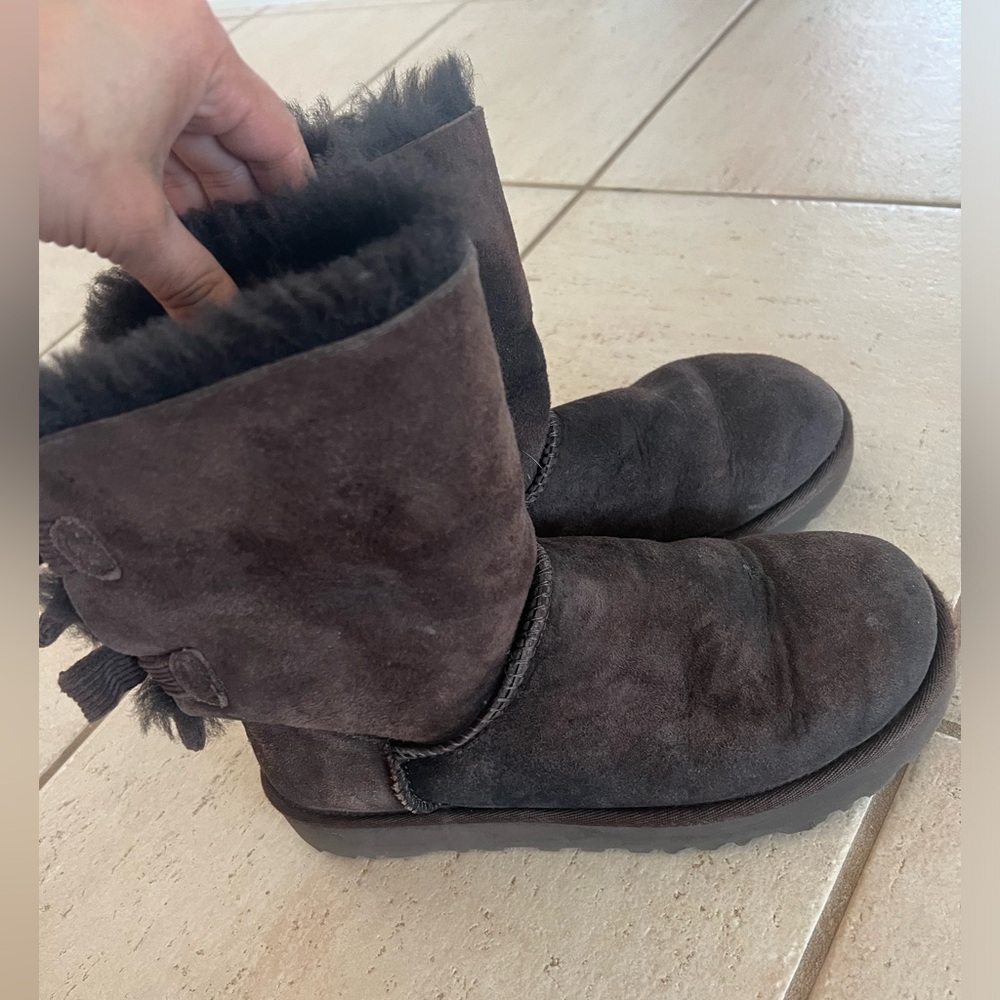 UGGS snow boots , brown